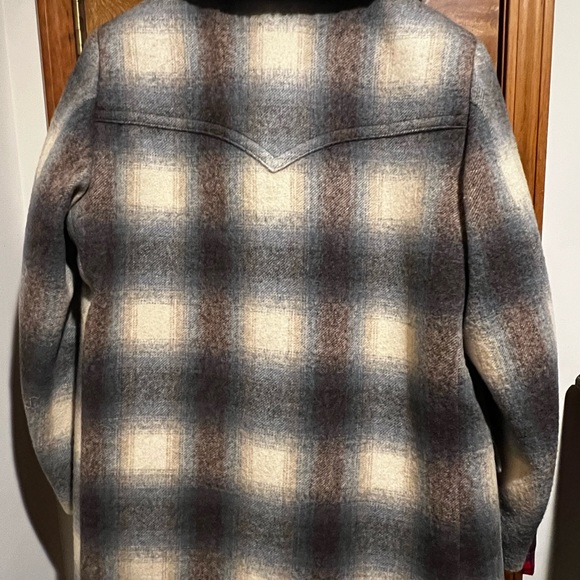 60’s Pendleton High Grade Western Wear Wool Plaid Coat, Shearling Collar - Picture 8 of 9